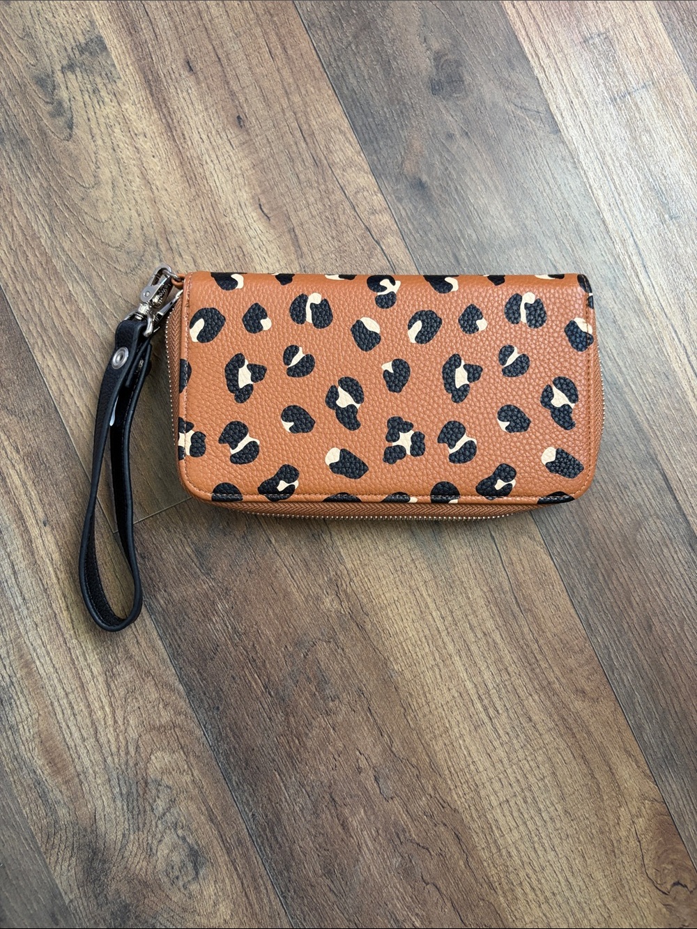 Leopard Print Tan Wristlet Card Holder - Women's Key & Card Organizer
